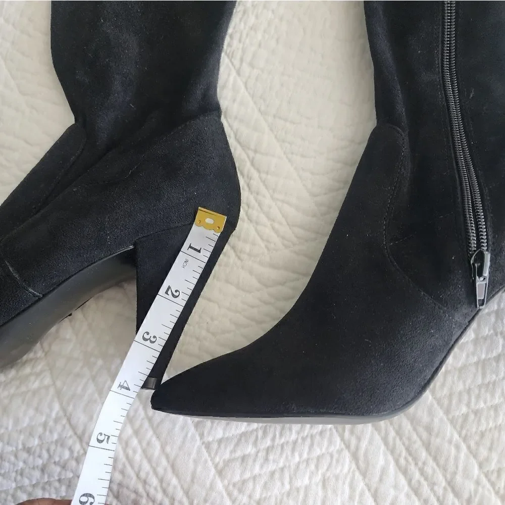 Guess knee length boots new